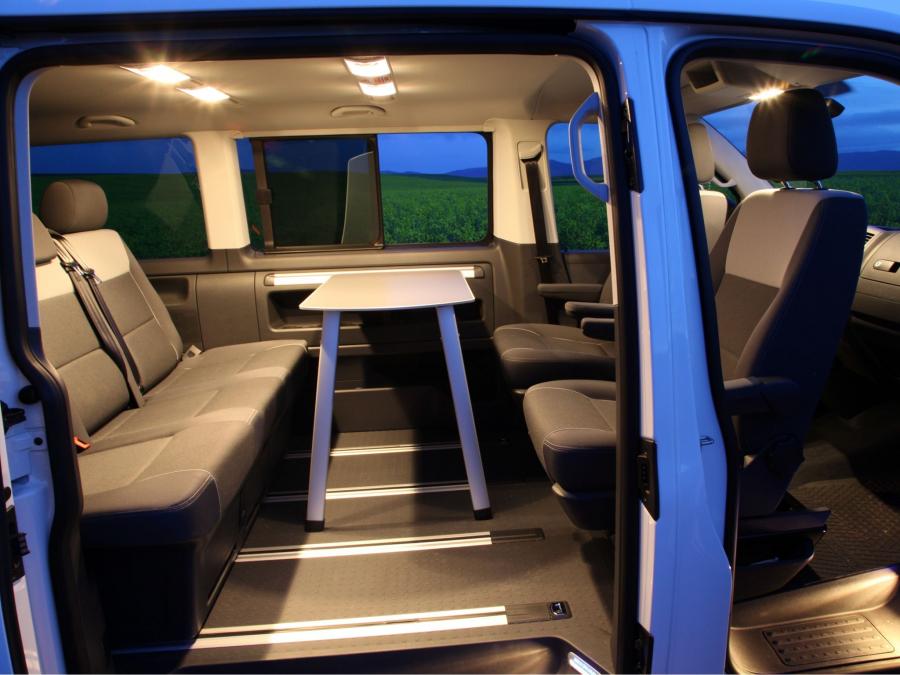  Volkswagen Multivan OutDoor Edition 2014 года  (фото 6 из 14)